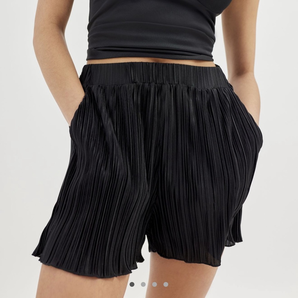 Urban Outfitters Plisse Pull On Shorts
